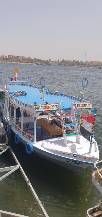 Nile Sunrise Flats Apartment ลักซอร์ ภายนอก รูปภาพ