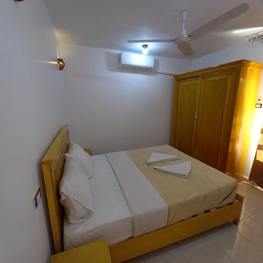Nile Sunrise Flats Apartment ลักซอร์ ภายนอก รูปภาพ