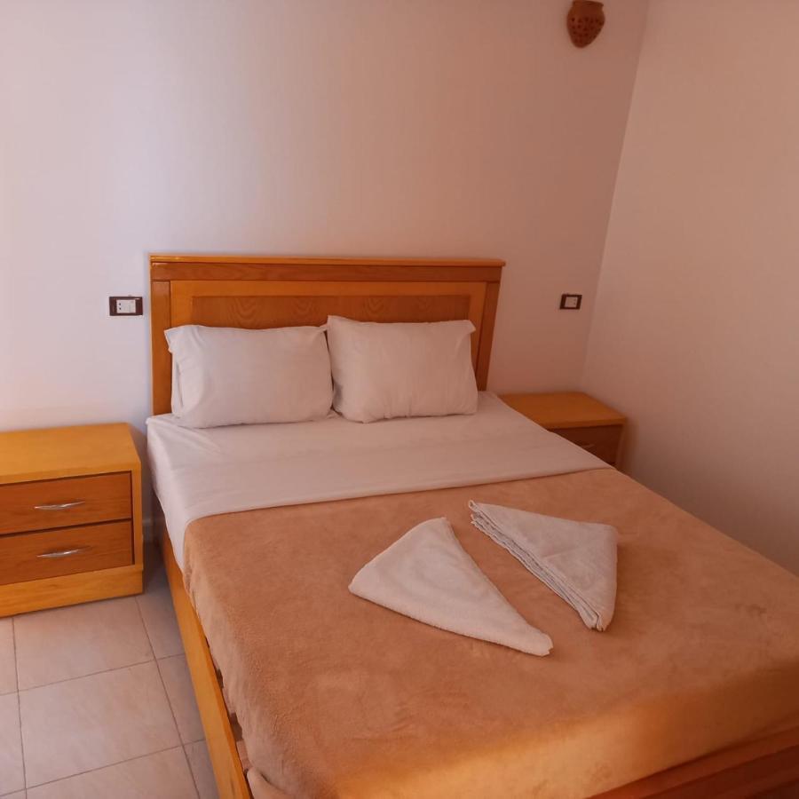 Nile Sunrise Flats Apartment ลักซอร์ ภายนอก รูปภาพ