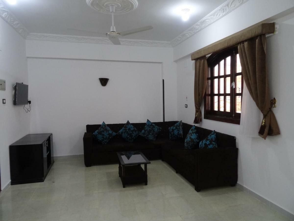 Nile Sunrise Flats Apartment ลักซอร์ ภายนอก รูปภาพ