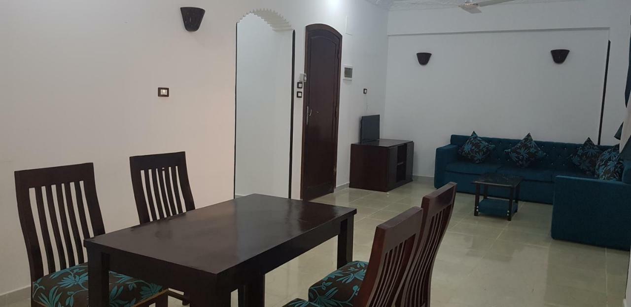 Nile Sunrise Flats Apartment ลักซอร์ ภายนอก รูปภาพ