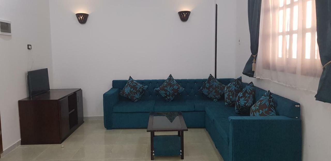 Nile Sunrise Flats Apartment ลักซอร์ ภายนอก รูปภาพ