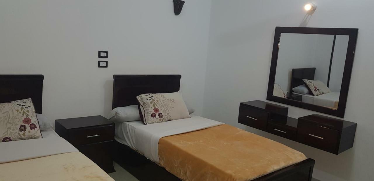 Nile Sunrise Flats Apartment ลักซอร์ ภายนอก รูปภาพ
