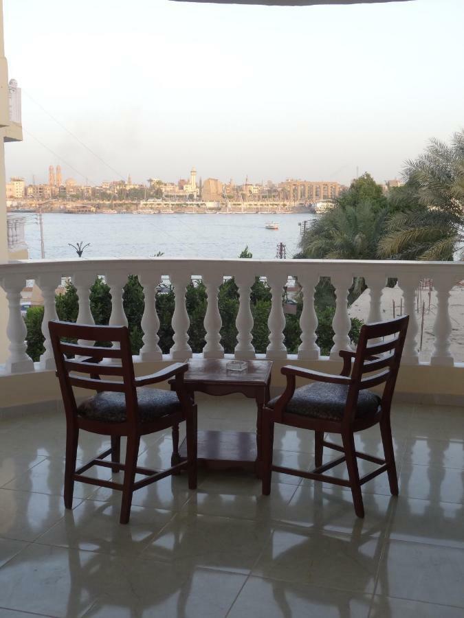 Nile Sunrise Flats Apartment ลักซอร์ ภายนอก รูปภาพ